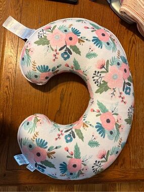 Boppy Pillow with Soft Floral Cover Baby Girls Breastfeeding
